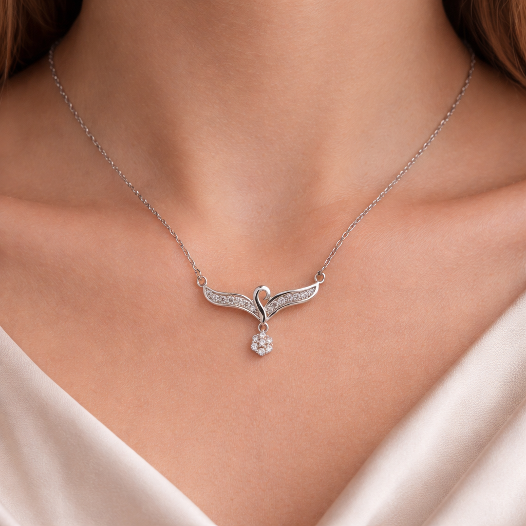 Silver grace wing necklace