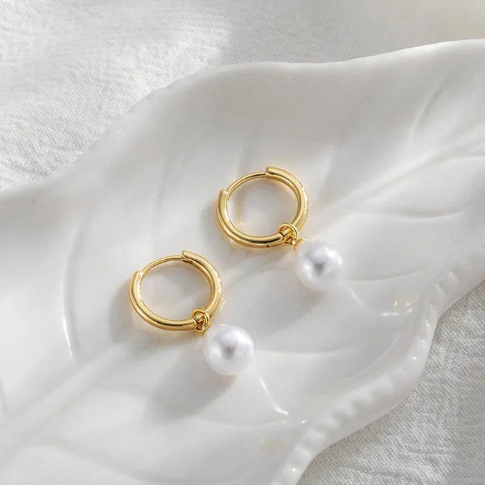 Elegant pearl drop earrings