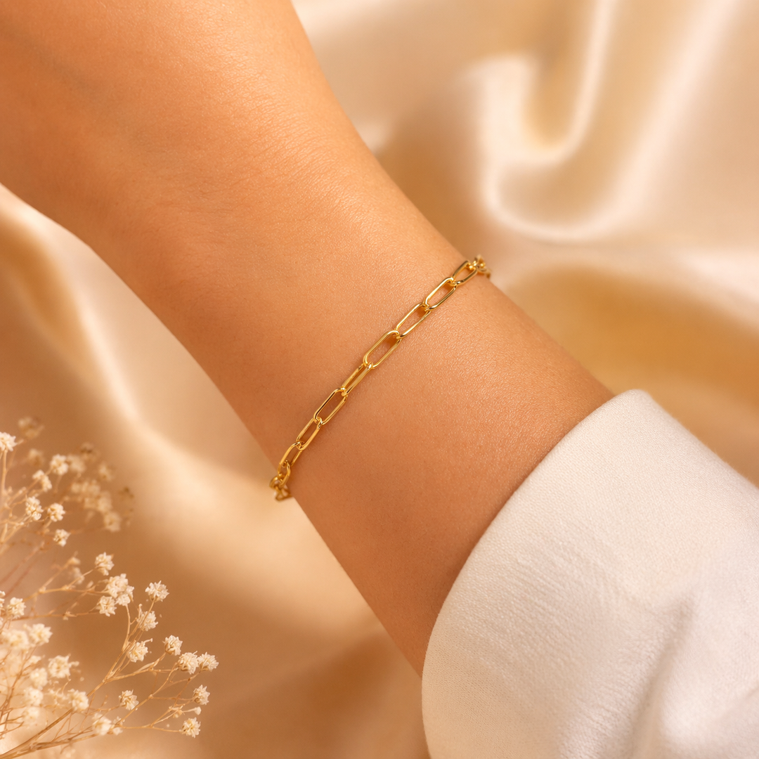 Minimal Gold Link Bracelet with Lobster Clasp | Elegant Chain Jewelry