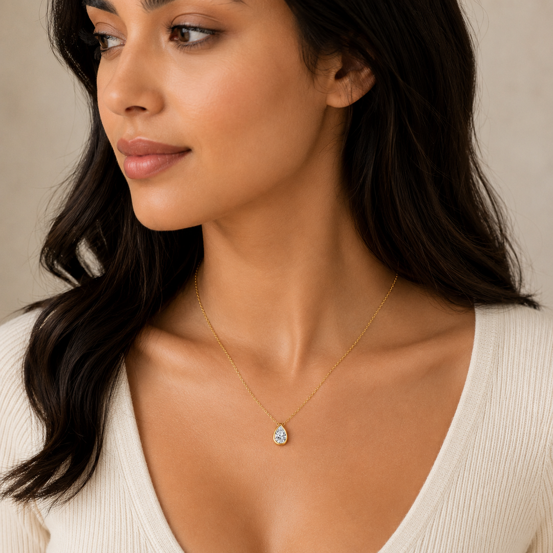 Aurelia Teardrop Necklace ⭐