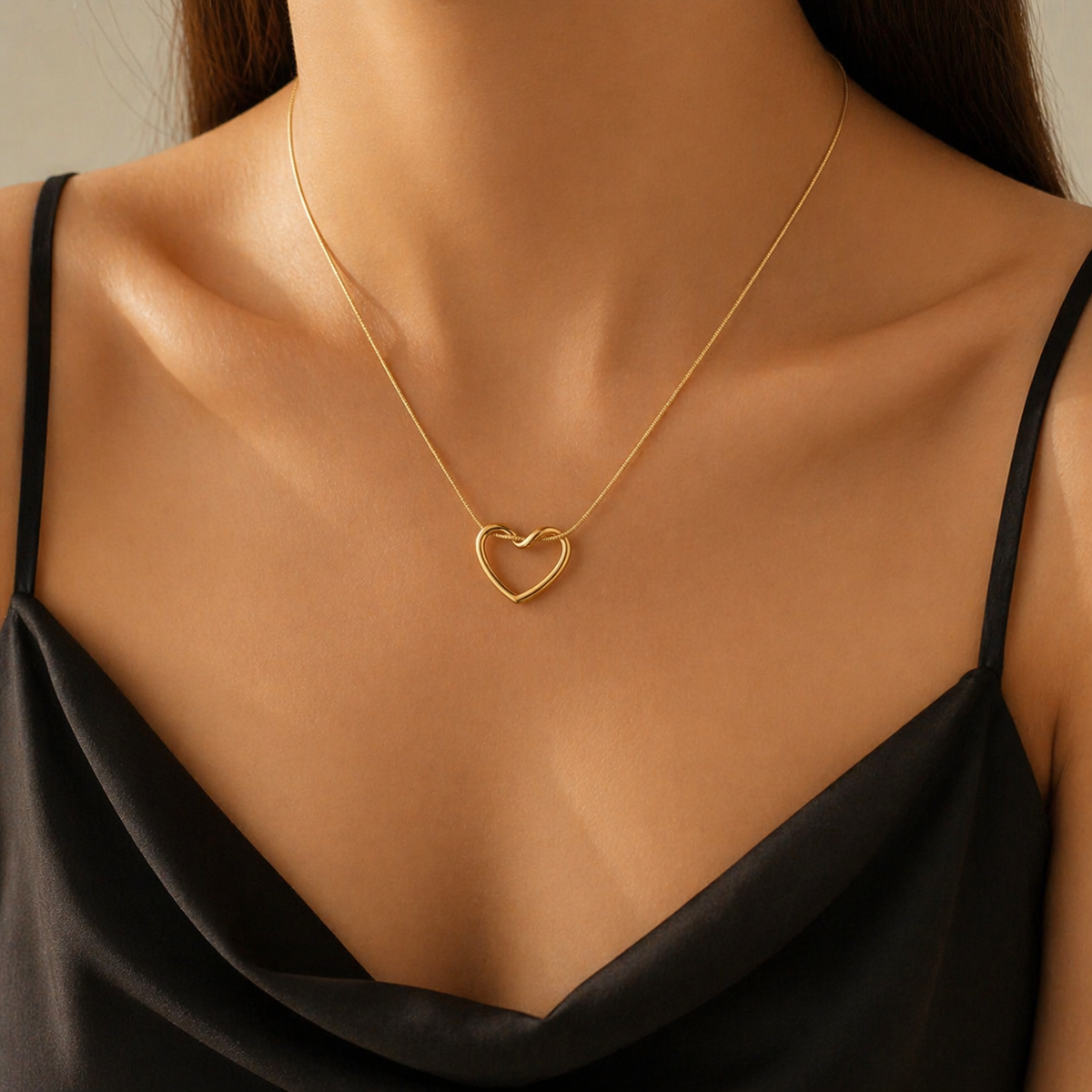 Elegant gold open heart pendant necklace for women