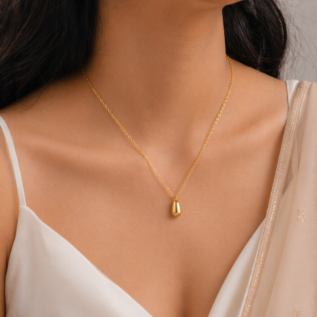 Gold Drop Pendant Necklace | Minimal Elegant Chain Jewelry